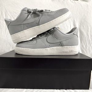 Nike Air Force 1 Wolf Grey